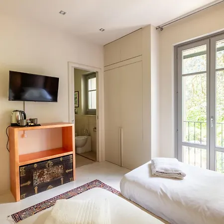 Tenuta Moncarlino Bed and Breakfast 4*