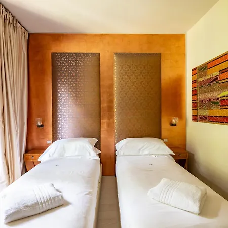 Tenuta Moncarlino 4*