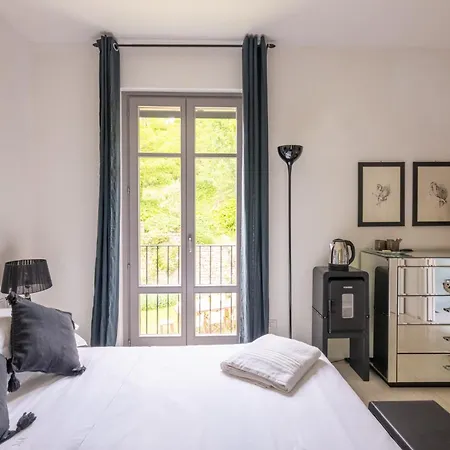 Tenuta Moncarlino Bed and Breakfast