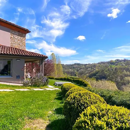 Bed and Breakfast Tenuta Moncarlino 4*