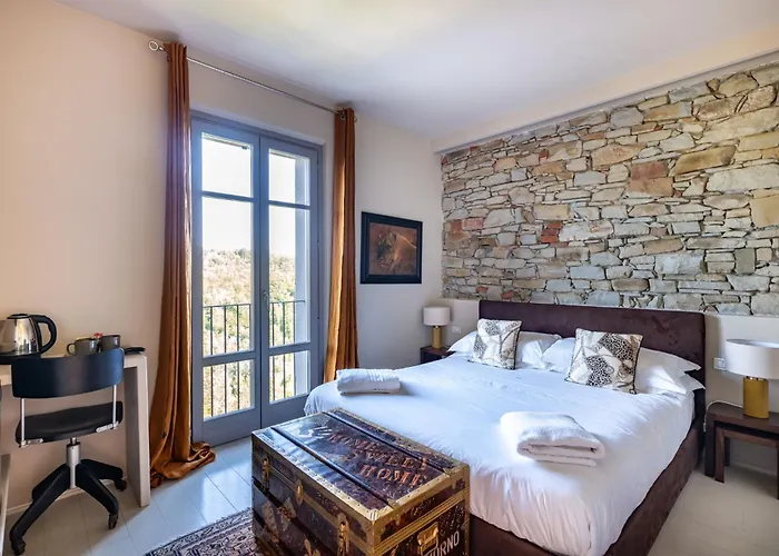 Tenuta Moncarlino Bed & Breakfast 4*