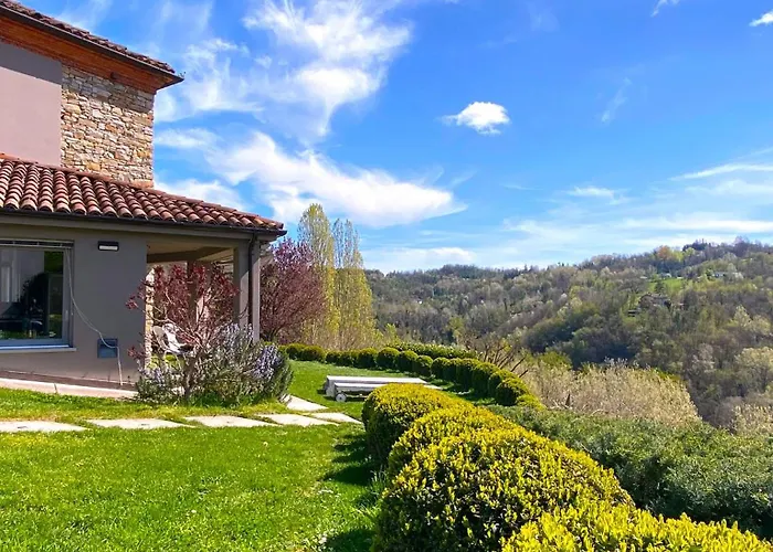 Bed & Breakfast Tenuta Moncarlino 4*
